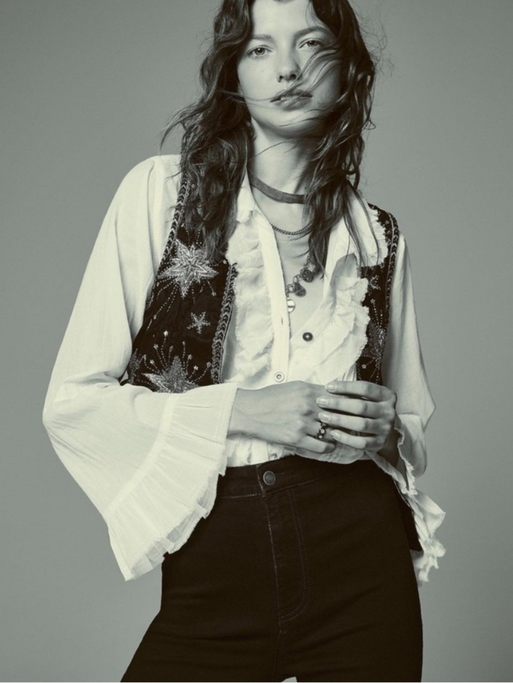 Free People Stargaze Vest Black Velvet Embroidered Sequin Western Boho Medium - Picture 2 of 9